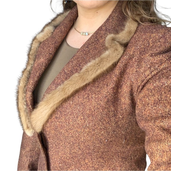 Wool-Blend Suit – Size Small - Picture 9 of 11